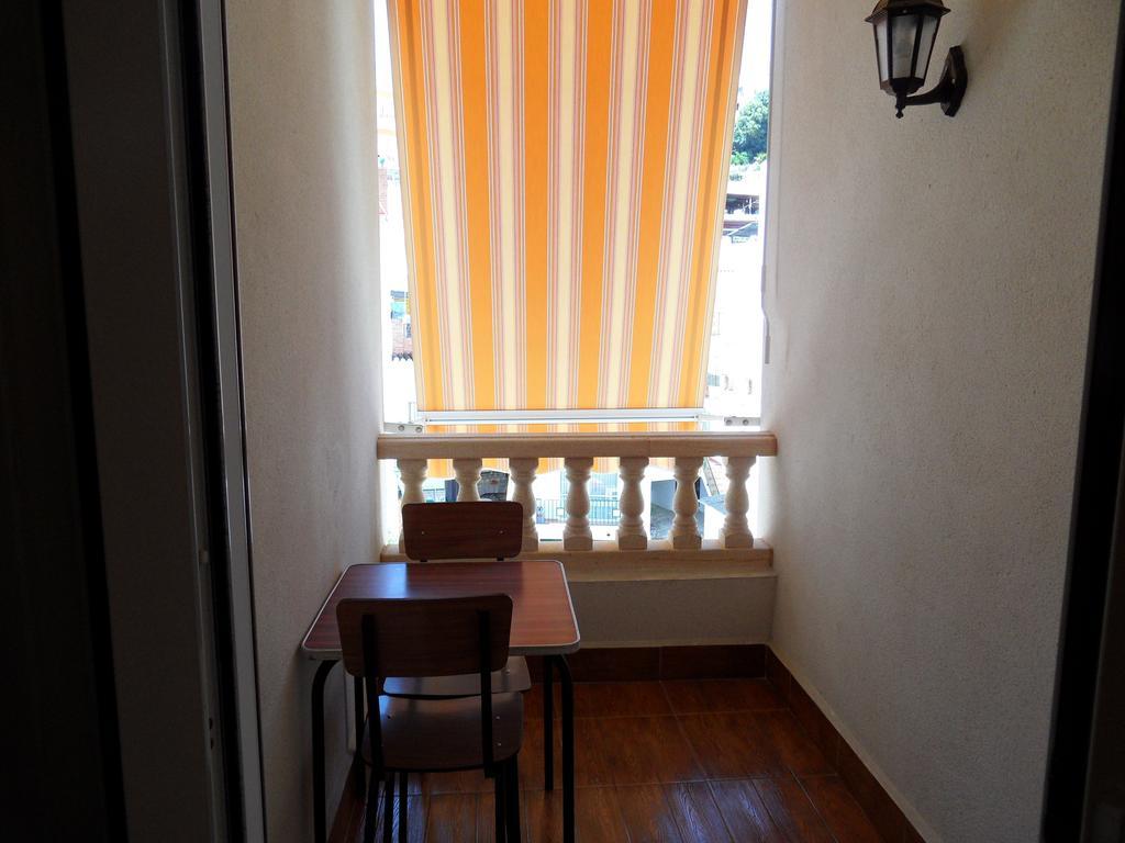 Hotel Las Flores トロクス エクステリア 写真