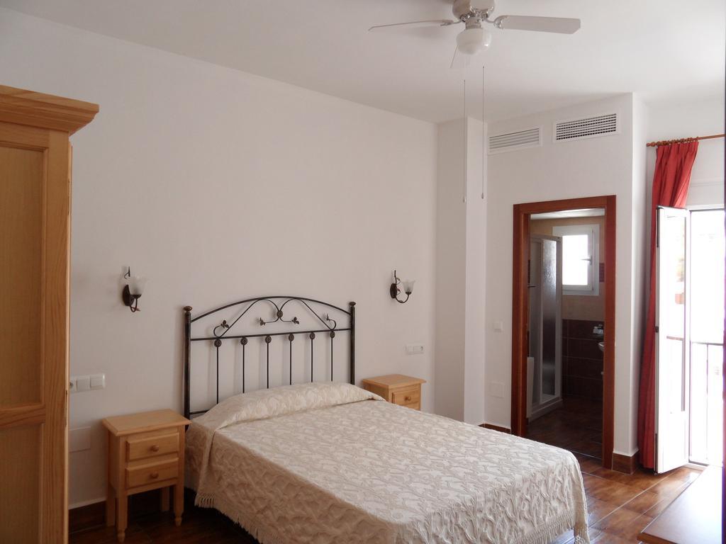 Hotel Las Flores トロクス 部屋 写真