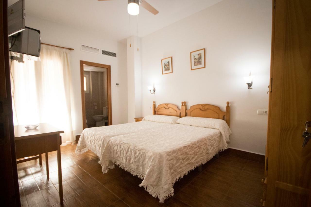 Hotel Las Flores トロクス エクステリア 写真